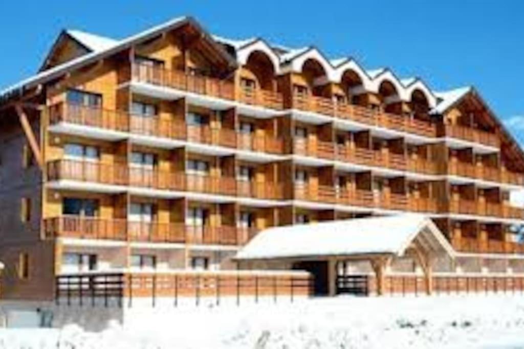 Superbe Appartement La Joue Du Loup Centre, 6 Personnes, Avec Parking Prive Saint-Étienne-en-Dévoluy Eksteriør bilde